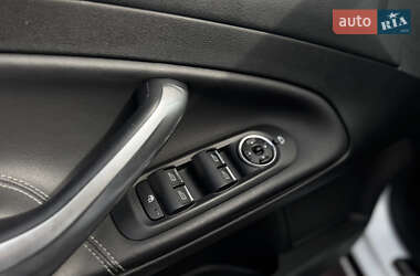 Седан Ford Mondeo 2012 в 