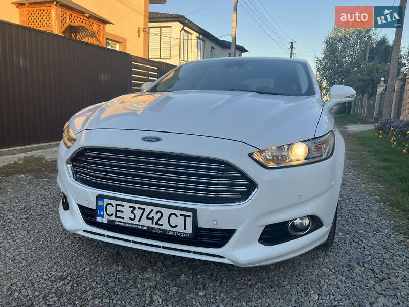 Седан Ford Mondeo 2015 в Черновцах