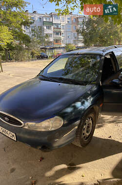 Універсал Ford Mondeo 1997 в 