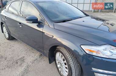 Лифтбек Ford Mondeo 2013 в 