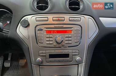 Седан Ford Mondeo 2007 в 