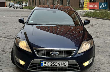 Лифтбек Ford Mondeo 2008 в 