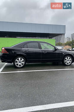 Седан Ford Mondeo 2005 в 