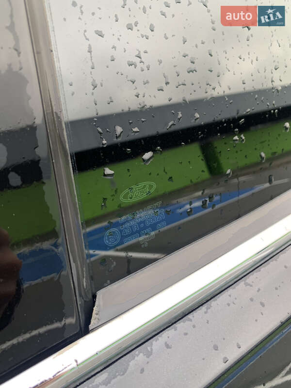 Седан Ford Mondeo 2005 в Києві