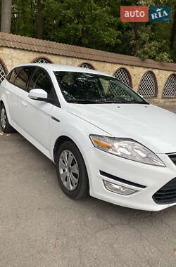 Универсал Ford Mondeo 2012 в 