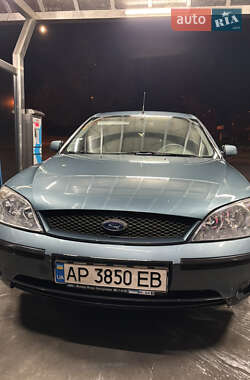 Седан Ford Mondeo 2002 в 