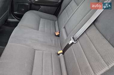 Седан Ford Mondeo 2010 в 