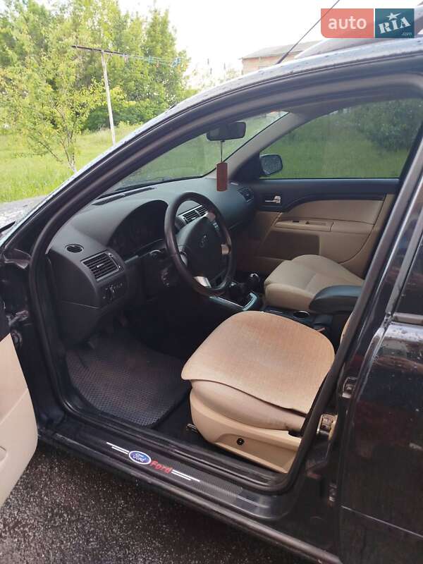 Универсал Ford Mondeo 2004 в Полтаве фото 3 Универсал Ford Mondeo 2004 в Полтаве