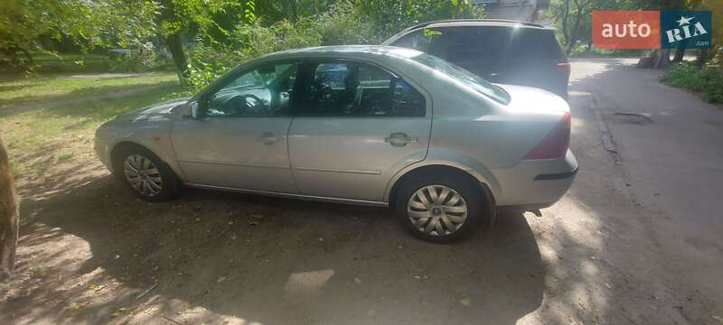 Седан Ford Mondeo 2002 в Кременчуге