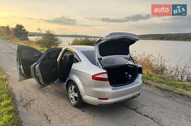 Седан Ford Mondeo 2008 в 