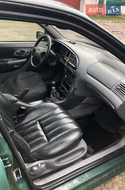 Лифтбек Ford Mondeo 1994 в 