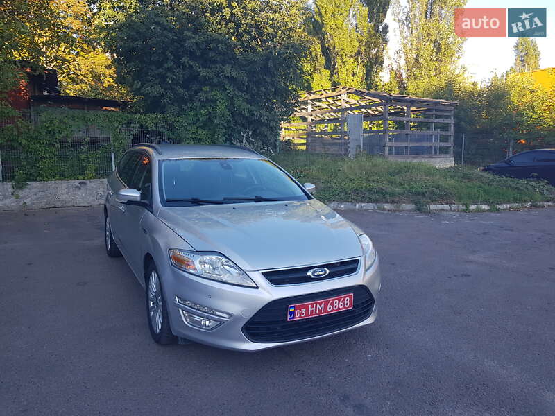 Универсал Ford Mondeo 2013 в Ровно