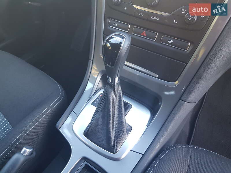 Универсал Ford Mondeo 2013 в Ровно