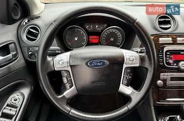 Лифтбек Ford Mondeo 2007 в 