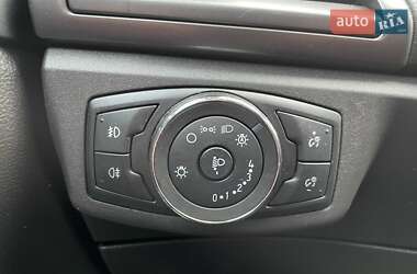 Лифтбек Ford Mondeo 2017 в 