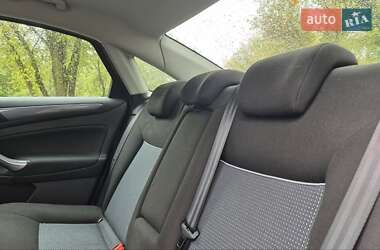 Седан Ford Mondeo 2012 в  фото 24 Седан Ford Mondeo 2012 в