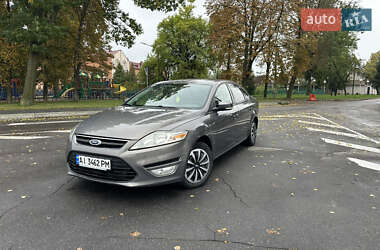 Седан Ford Mondeo 2011 в 