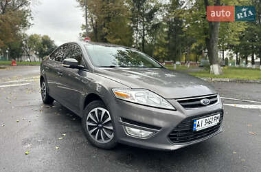 Седан Ford Mondeo 2011 в 