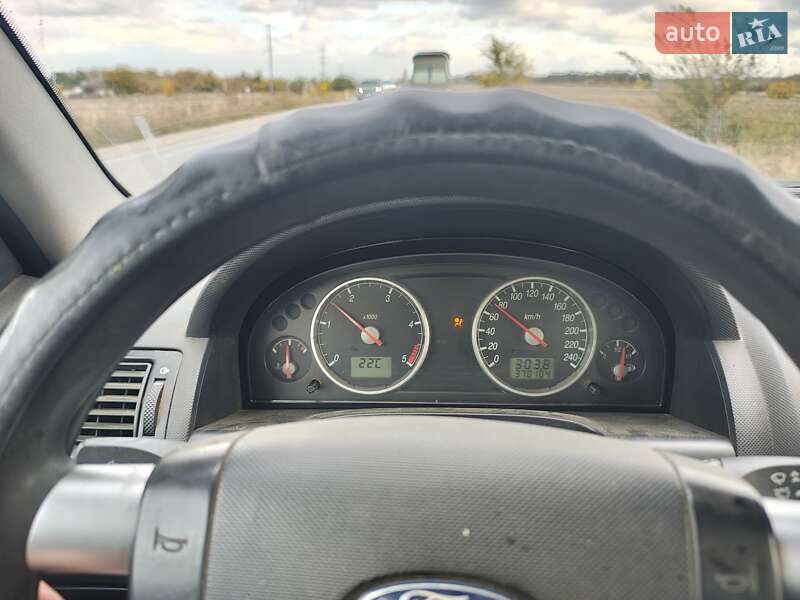 Універсал Ford Mondeo 2002 в Петропавлівці