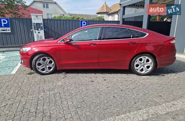 Седан Ford Mondeo 2016 в 