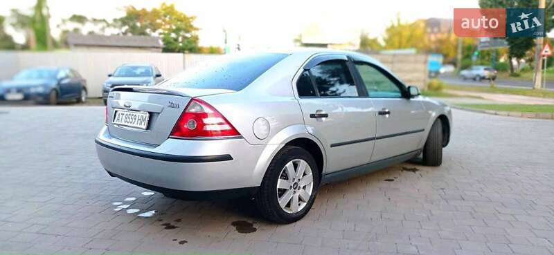 Седан Ford Mondeo 2003 в Львове