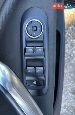 Седан Ford Mondeo 2011 в 