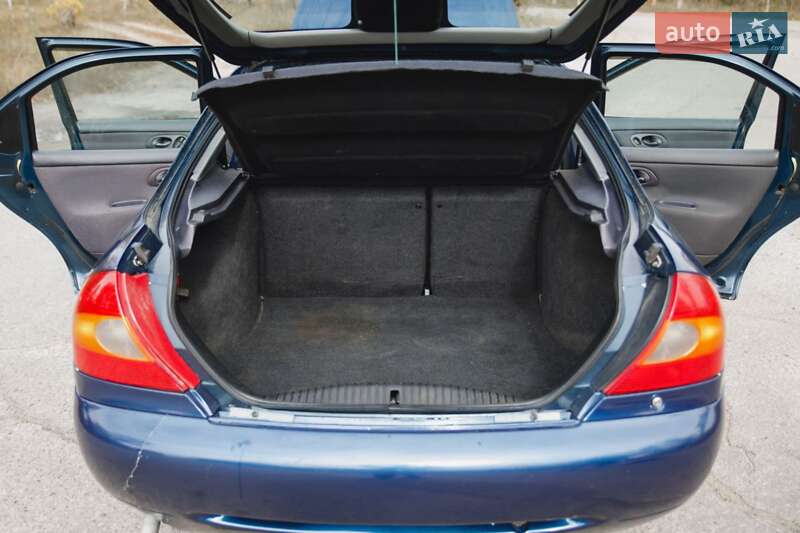 Лифтбек Ford Mondeo 1998 в Кременчуге