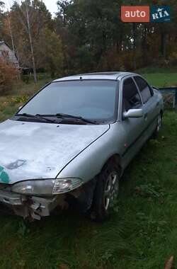 Седан Ford Mondeo 1993 в Олевске