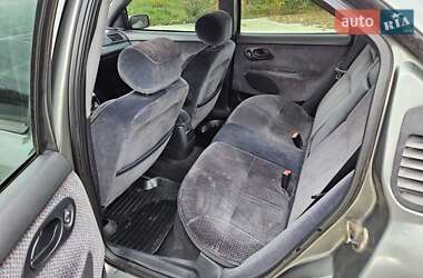 Седан Ford Mondeo 1993 в 