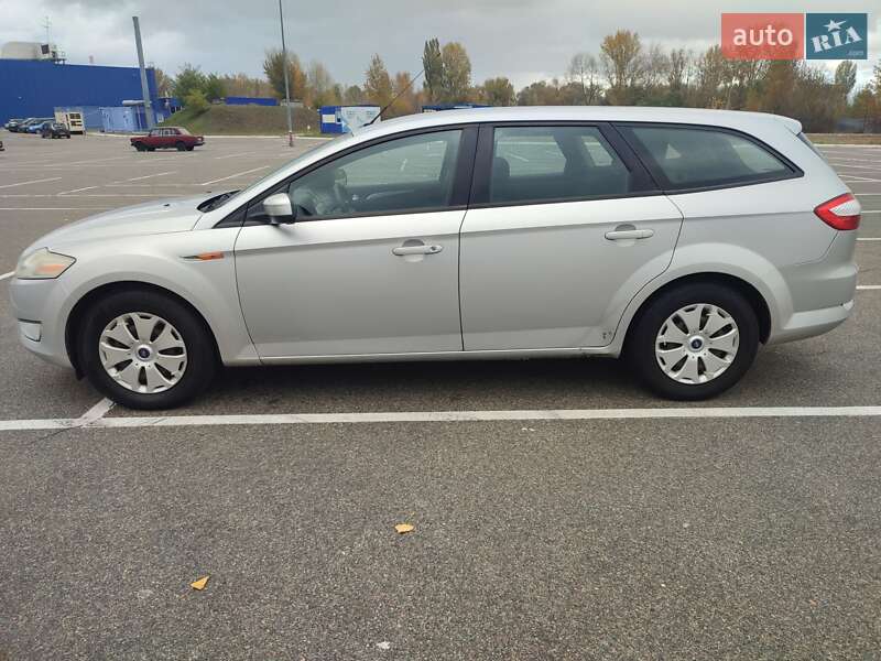Универсал Ford Mondeo 2010 в Киеве