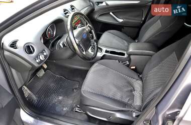 Седан Ford Mondeo 2011 в 