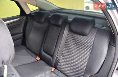 Седан Ford Mondeo 2011 в 