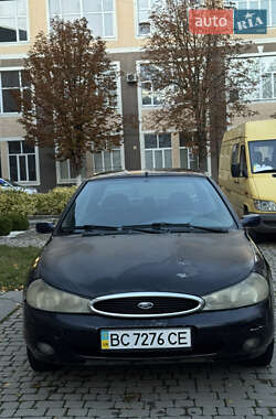 Ліфтбек Ford Mondeo 1997 в 