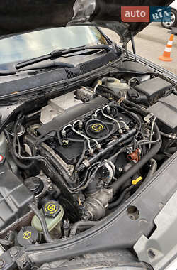 Лифтбек Ford Mondeo 2006 в 