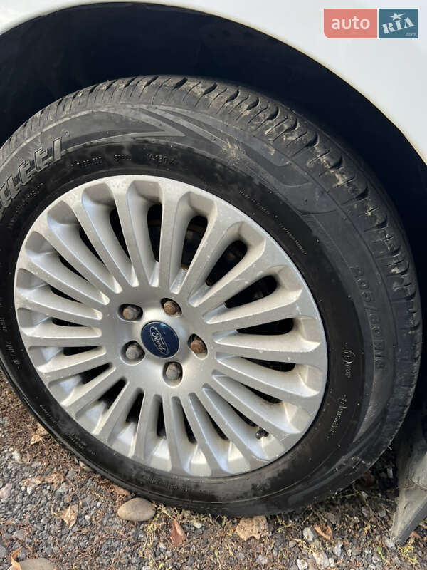 Седан Ford Mondeo 2011 в Хусте фото 23 Седан Ford Mondeo 2011 в Хусте