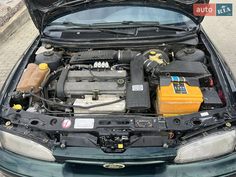 Лифтбек Ford Mondeo 1994 в Черновцах