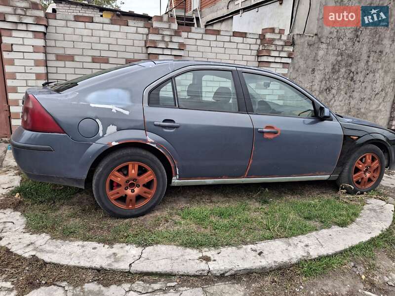Лифтбек Ford Mondeo 2001 в Каменском фото 3 Лифтбек Ford Mondeo 2001 в Каменском