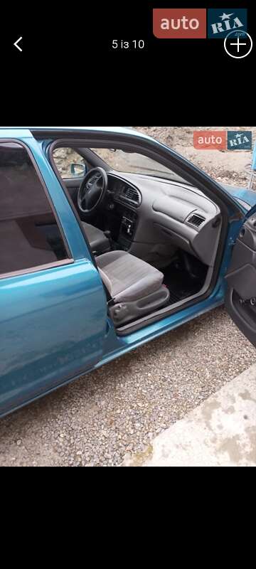 Ліфтбек Ford Mondeo 1993 в Чорткові