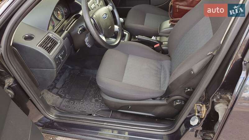 Универсал Ford Mondeo 2005 в Белой Церкви