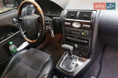 Седан Ford Mondeo 2004 в  фото 3 Седан Ford Mondeo 2004 в