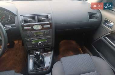 Универсал Ford Mondeo 2003 в  фото 29 Универсал Ford Mondeo 2003 в