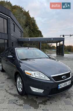 Ліфтбек Ford Mondeo 2007 в Тячеві