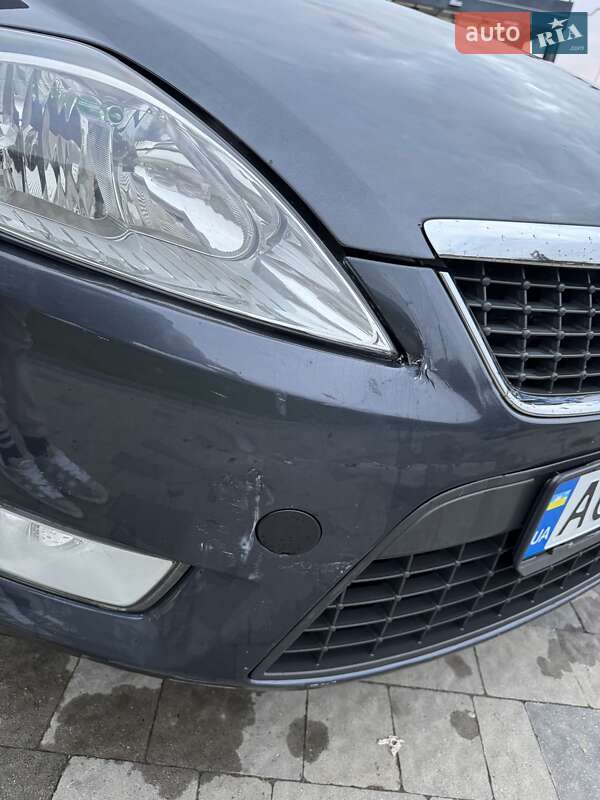 Лифтбек Ford Mondeo 2007 в Тячеве