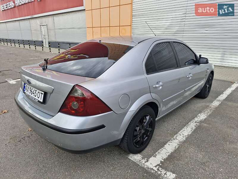 Ліфтбек Ford Mondeo 2004 в Харкові