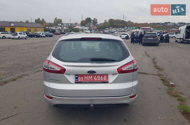Універсал Ford Mondeo 2013 в 