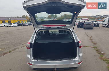 Універсал Ford Mondeo 2013 в 