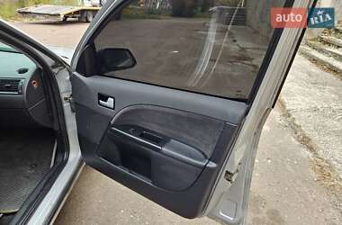 Седан Ford Mondeo 2005 в  фото 3 Седан Ford Mondeo 2005 в