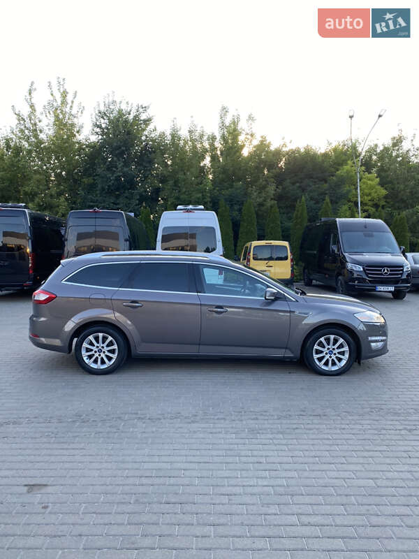 Универсал Ford Mondeo 2012 в Ровно