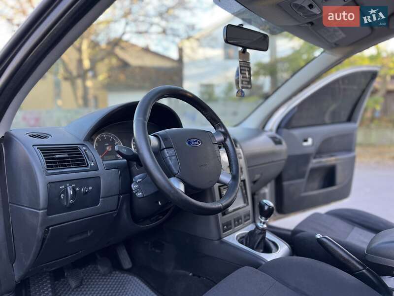 Седан Ford Mondeo 2002 в Чернівцях фото 25 Седан Ford Mondeo 2002 в Чернівцях