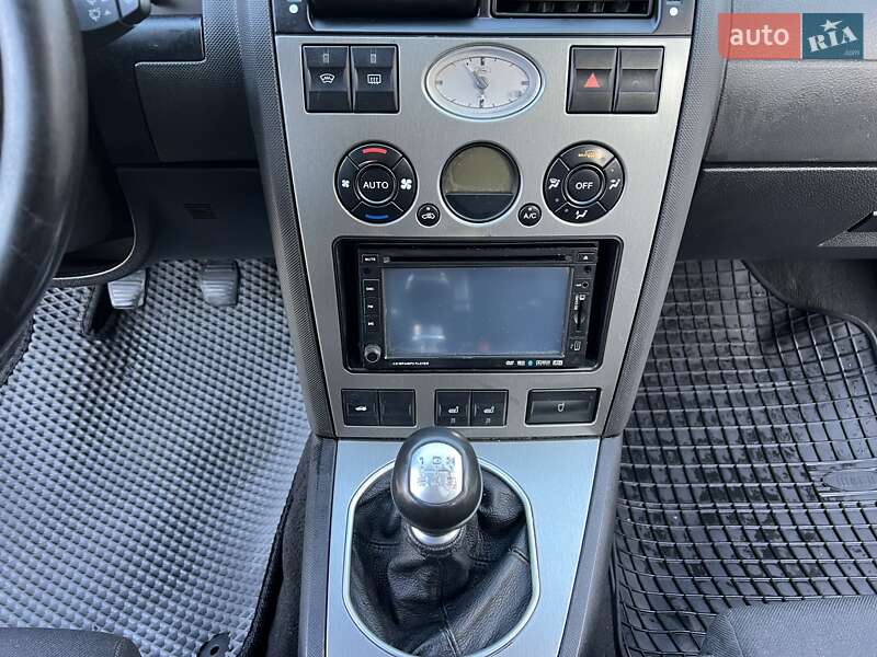 Седан Ford Mondeo 2002 в Чернівцях фото 41 Седан Ford Mondeo 2002 в Чернівцях